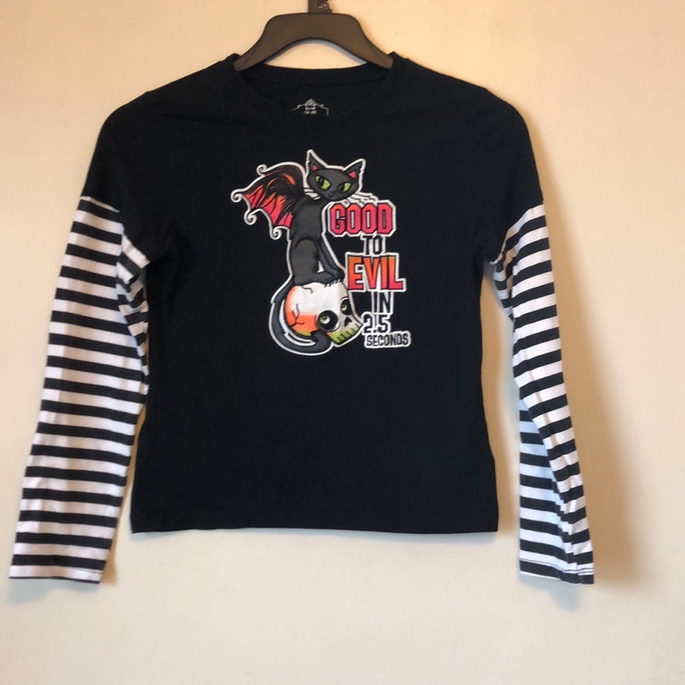 Black long sleeve t-shirt with striped sleeves.